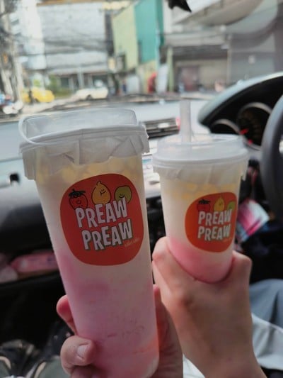 สมูทตี้โยเกิร์ตครีมชีสสตรอว์เบอร์รี่