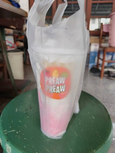 สมูทตี้โยเกิร์ตครีมชีสสตรอว์เบอร์รี่