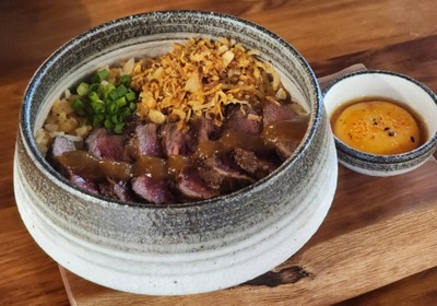 ข้าวผัดมันเนื้อออสเตรเลี่ยนวากิว