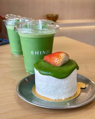 The Matcha Layers Cake