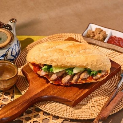 NHA BIN - เฝอบ้านบินห์ บรรทัดทอง