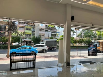 บริเวณโดยรอบ