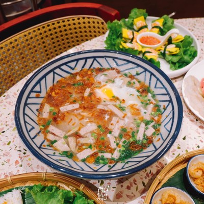 ครัวเมืองเว้ อาหารเวียดนามสูตรต้นตำรับ สาขาเซ็นทรัลปิ่นเกล้า