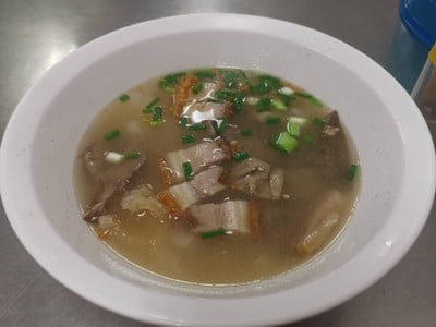 อาหาร หรือ เครื่องดื่ม