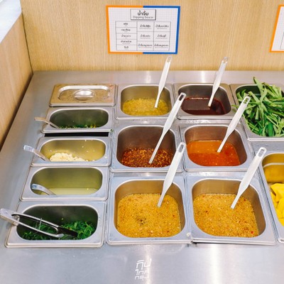 Moo Hub บุฟเฟ่ต์หมูกระทะพรีเมียม กุ้งแม่น้ำเติมได้ไม่อั้น