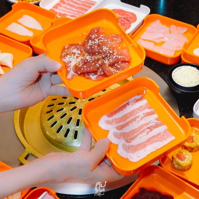 Moo Hub บุฟเฟ่ต์หมูกระทะพรีเมียม กุ้งแม่น้ำเติมได้ไม่อั้น
