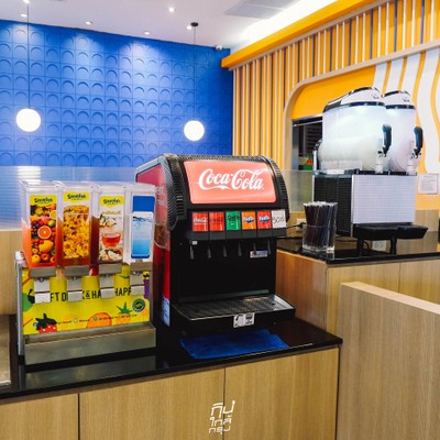 Moo Hub บุฟเฟ่ต์หมูกระทะพรีเมียม กุ้งแม่น้ำเติมได้ไม่อั้น