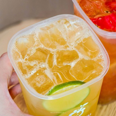 ร้าน “Charmony Fruit Tea & Cafe” คาเฟ่มู้ดดีย่านรัชดา