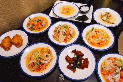 Moo Hub บุฟเฟ่ต์หมูกระทะพรีเมียม กุ้งแม่น้ำเติมได้ไม่อั้น