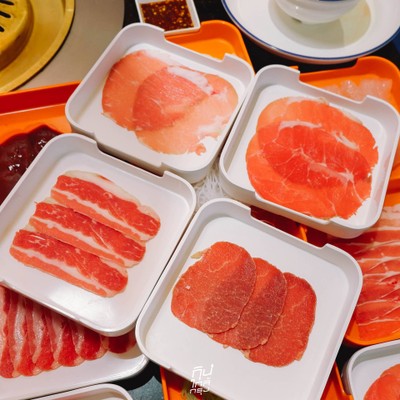 Moo Hub บุฟเฟ่ต์หมูกระทะพรีเมียม กุ้งแม่น้ำเติมได้ไม่อั้น