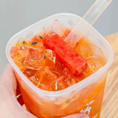 ร้าน “Charmony Fruit Tea & Cafe” คาเฟ่มู้ดดีย่านรัชดา