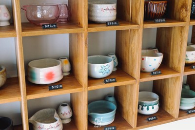 Adia's Cafe, Matcha & Brew คาเฟ่มินินอลน่ารักเอาใจสายมัทฉะ