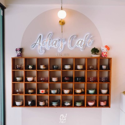 Adia's Cafe, Matcha & Brew คาเฟ่มินินอลน่ารักเอาใจสายมัทฉะ