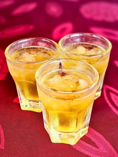 อาหาร หรือ เครื่องดื่ม