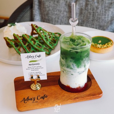Adia's Cafe, Matcha & Brew คาเฟ่มินินอลน่ารักเอาใจสายมัทฉะ