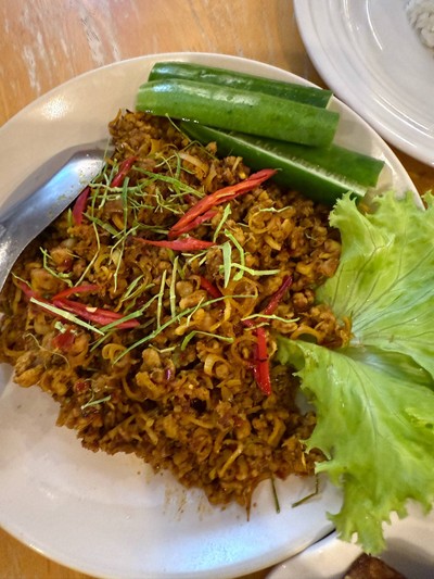 คั่วกลิ้งหมู