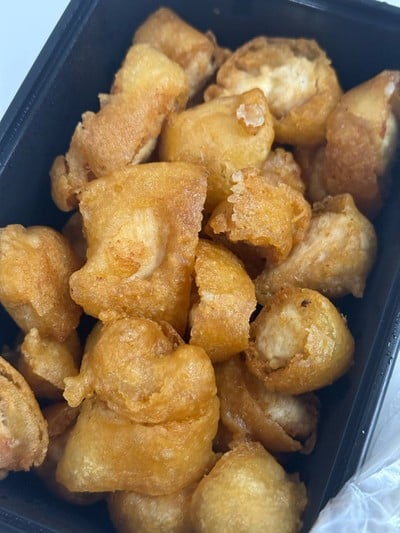 ไก่กรอบซอสหัวหอม