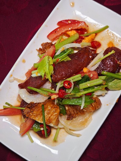 อาหาร หรือ เครื่องดื่ม