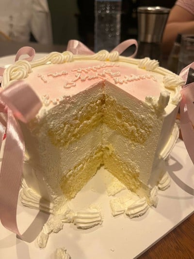 ribbons cake - vanilla flavor (0.5p)