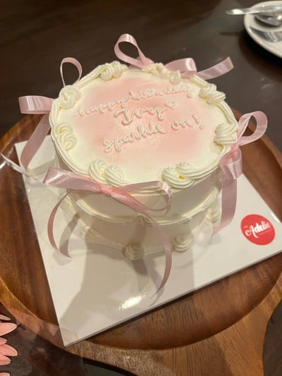 ribbons cake - vanilla flavor (0.5p)