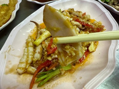 หมึกผัดไข่เค็ม