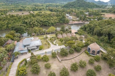 รีสอร์ทริมน้ำแคว