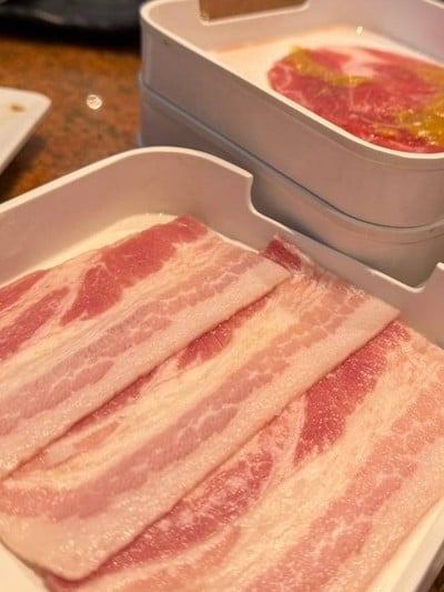 สามชั้น