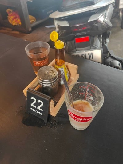 อาหาร หรือ เครื่องดื่ม