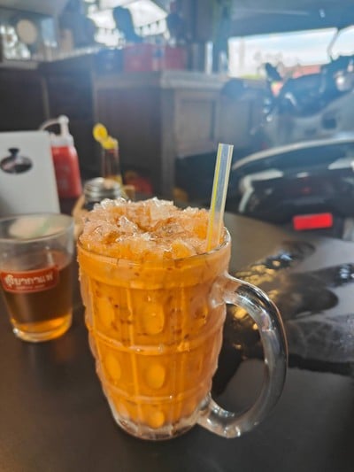 อาหาร หรือ เครื่องดื่ม