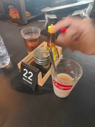 อาหาร หรือ เครื่องดื่ม