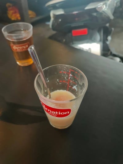 อาหาร หรือ เครื่องดื่ม