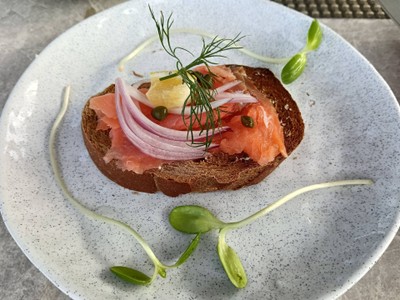 Smoke Salmon, cream Cheese with dark rye