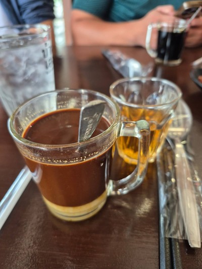 อาหาร หรือ เครื่องดื่ม