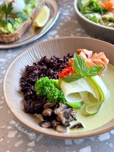 อาหาร หรือ เครื่องดื่ม