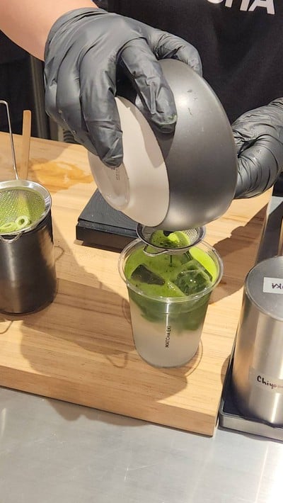 อาหาร หรือ เครื่องดื่ม