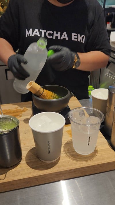 อาหาร หรือ เครื่องดื่ม