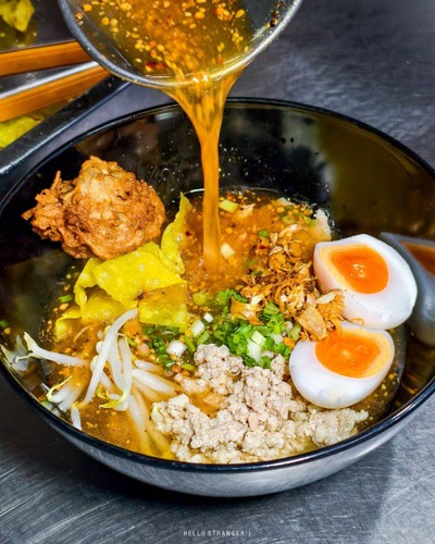 “เจ๊จูนก๋วยเตี๋ยวต้มยำ” ร้านก๋วยเตี๋ยวต้มยำรสเด็ดย่านนนทบุรี