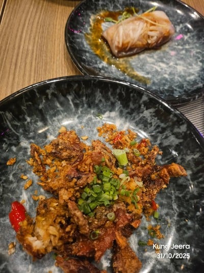 อาหาร หรือ เครื่องดื่ม