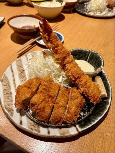 ชุดคัตสึกุ้งยักษ์ + ทงคัตสึสันใน (80g)