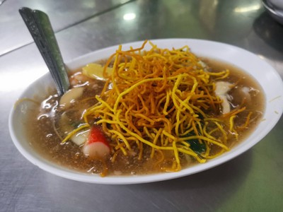 อาหาร หรือ เครื่องดื่ม