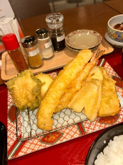 ปลาหมึกเทมปุระ