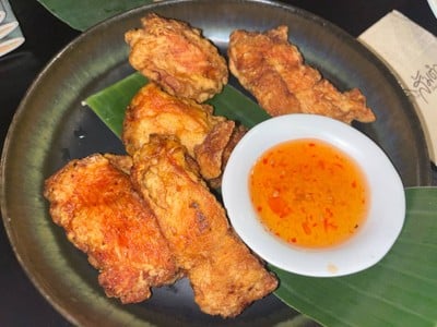 อกไก่ทอด