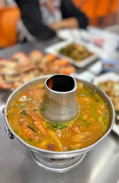 🍲 ต้มยำกุ้ง. (ราคา 200 บาท.)