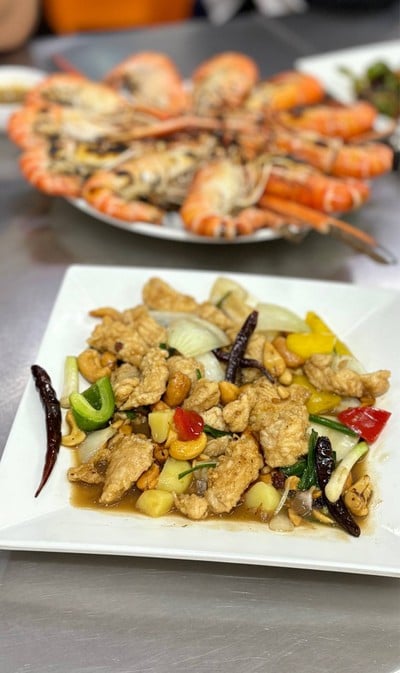 🐓 ไก่ผัดเม็ดมะม่วง. (ราคา 170 บาท.)