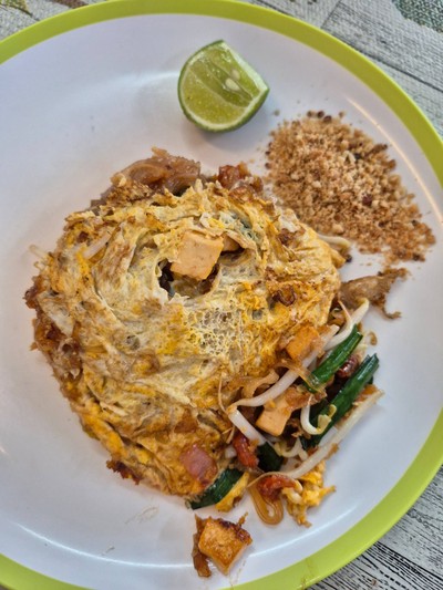 ผัดไทยกุ้งแห้ง