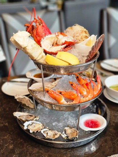 อาหาร หรือ เครื่องดื่ม