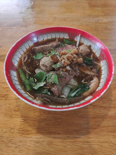 มาม่าเนื้อรวม