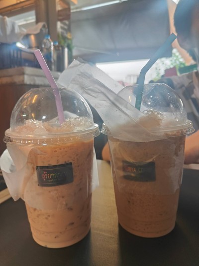 ชาซีลอนเย็น และเนสกาแฟเย็น