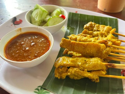 หมูสะเต๊ะ