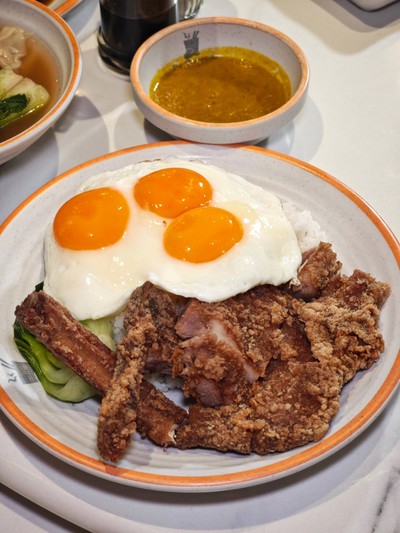 อาหาร หรือ เครื่องดื่ม